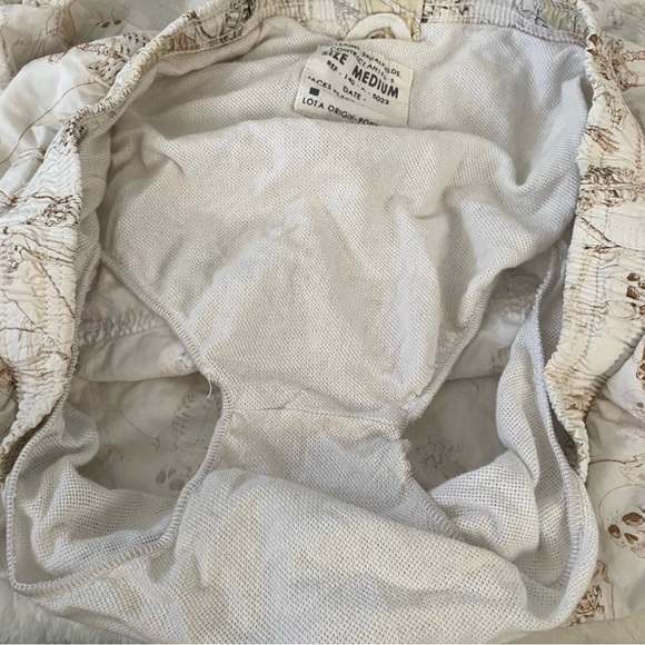 All Saints Skeleton Surf Mortem Board Shorts Med. - Picture 3 of 7